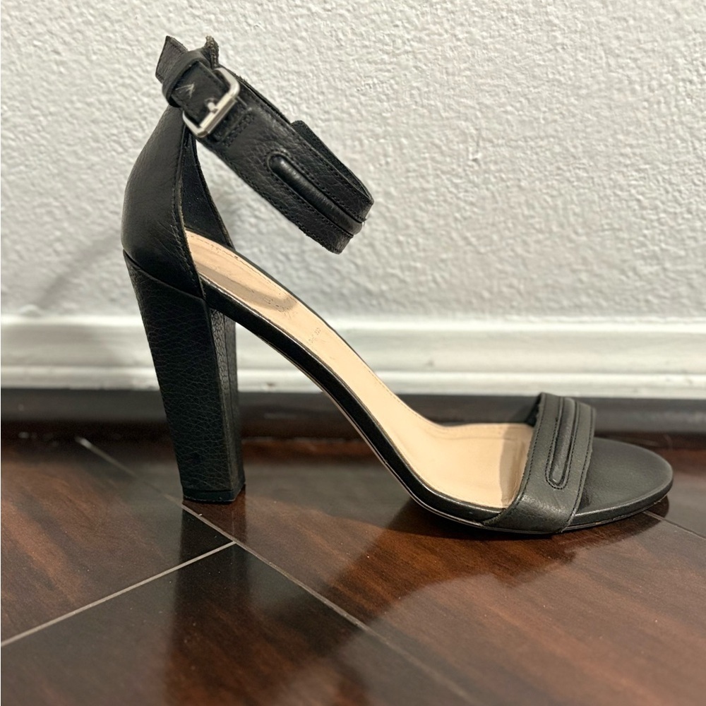 J Crew Sleek Black Chunky Heel Sandals with Ankle Strap​​